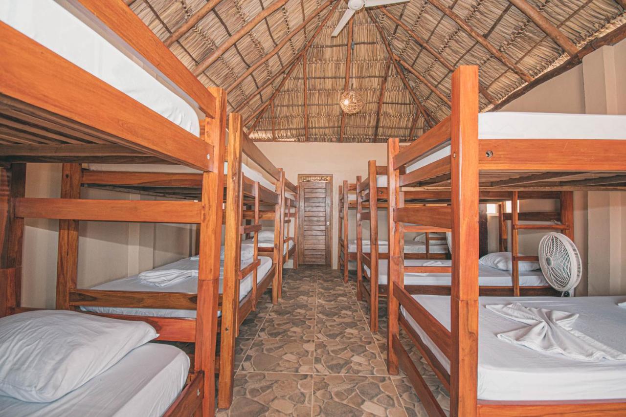 The Barrel Hostel Попойо Екстериор снимка